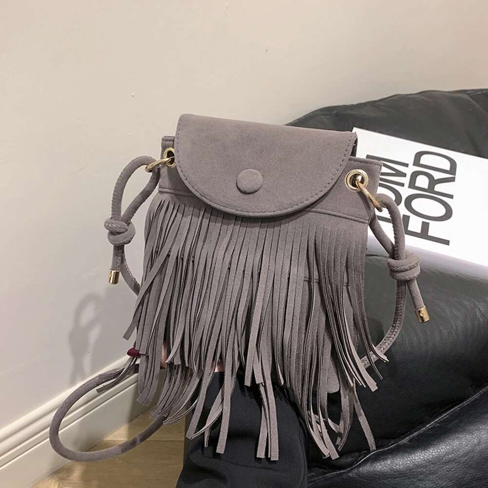 Fringe Design Messenger With Adjustable Strap Everyday Trendy Leather Shoulder Bag Tassel Solid Color Versatile