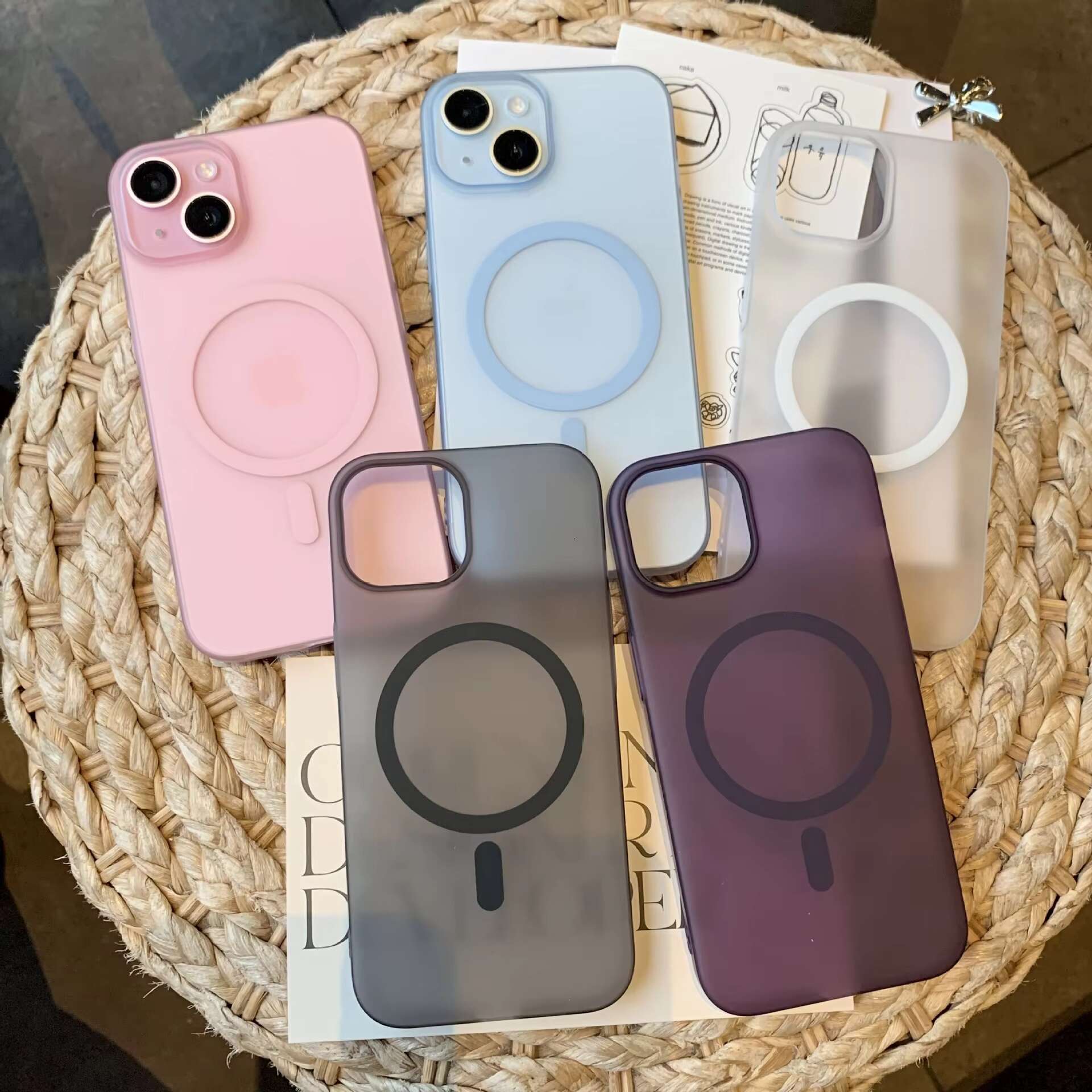 Skin Feeg Transparent Matte Magnetic Wireless Charge Phone Case for iPhone 15 14 13 12 Pro Max Shockproof Hard PC Clear Cover
