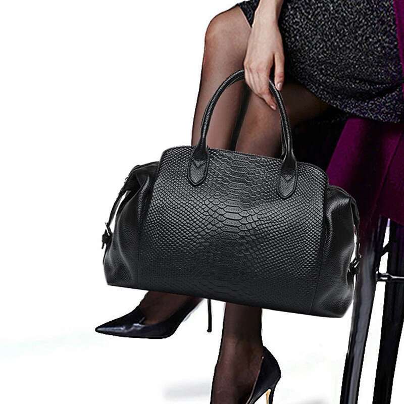 Aidrani Light Genuine Leather Bag With Crocodile Pattern Large Capacity Women's Handbag Black Commuter Multi Func