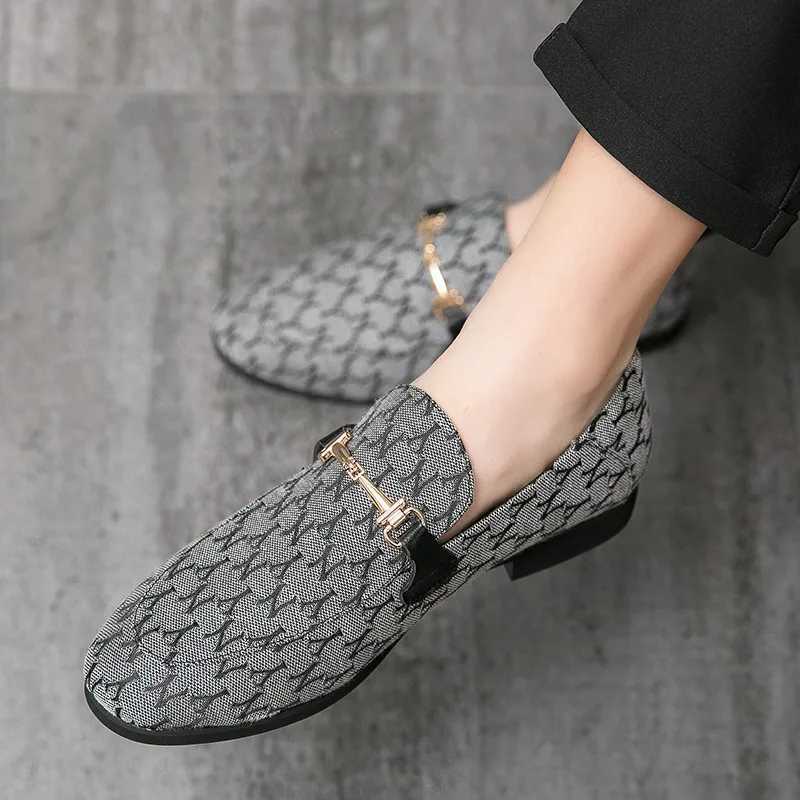 2024 Classic Luxury Mens Moccasin Shoes Fi Designer Mens Loafers Comfortable Flat Shoes Sliding Casual Mens Dress ShoesXJ250319