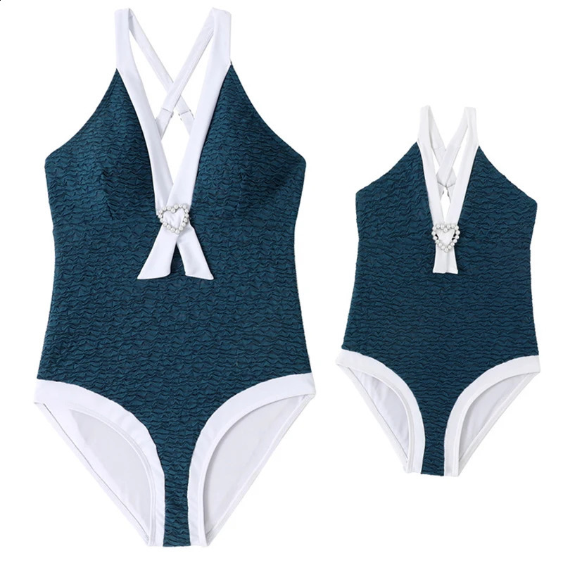 Family Matching Swimsuit Black White Sexy One-Piece Three-Dimensional Love Decoration Summer Beach Swimwear Beach Clothing 250319