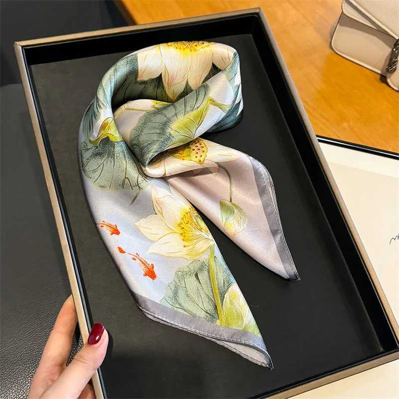 100% natural silk Mberry scarf stylish Wen style neck scarf womens hair Foard Kerchief Fem Bandana shawl X250319