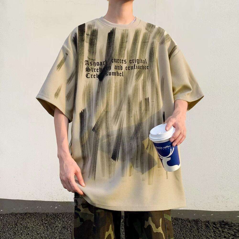 China-Chic niche design sense hand drawn graffiti T-shirt men's summer high street oversize hip-hop sports shirt