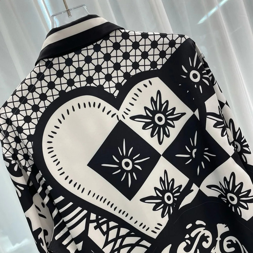 Spring and Autumn Fashion Youth Leisure Travel Digital Printed Mens Long Sleeve Shirt 250317