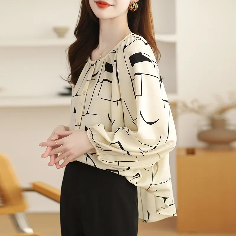 SpringSummer Loose Abdominal Cover Abstract Printed Batwing Sleeves Advanced Chiffon Shirt Womens Button Casual Top 250319