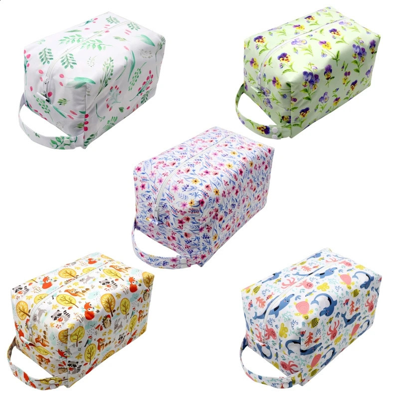 Portable Diaper Bags Reusable Waterproof Fashion Prints Wet/Dry Cloth Wet Bag Mommy Storage Travel Bag With zipper 250319