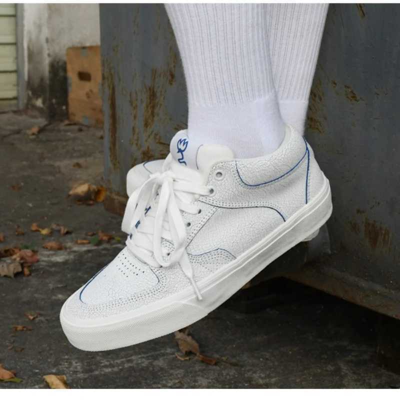 Joiints mid top leather shoes mens skateboarding DIY casual sports shoes winter non slip rubber outsole Vcanize Fi Y250318
