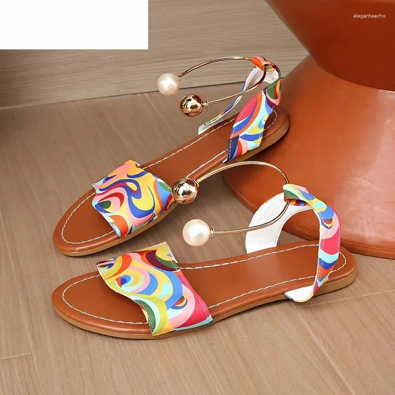 2025 S Fashion Designer Sandals Random Print Trend Beaded Women Flats Beach Shoes Summer Bohemian Casual Outdoor Dress Sandalias