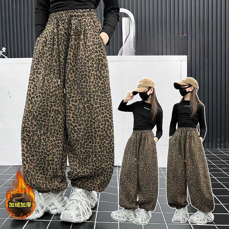 Girls Fleece Thickened Casual Pants 2024 Winter New Leopard Print Wide-leg Pants Teen Childrens Loose Trousers Cuffed PantsT250318
