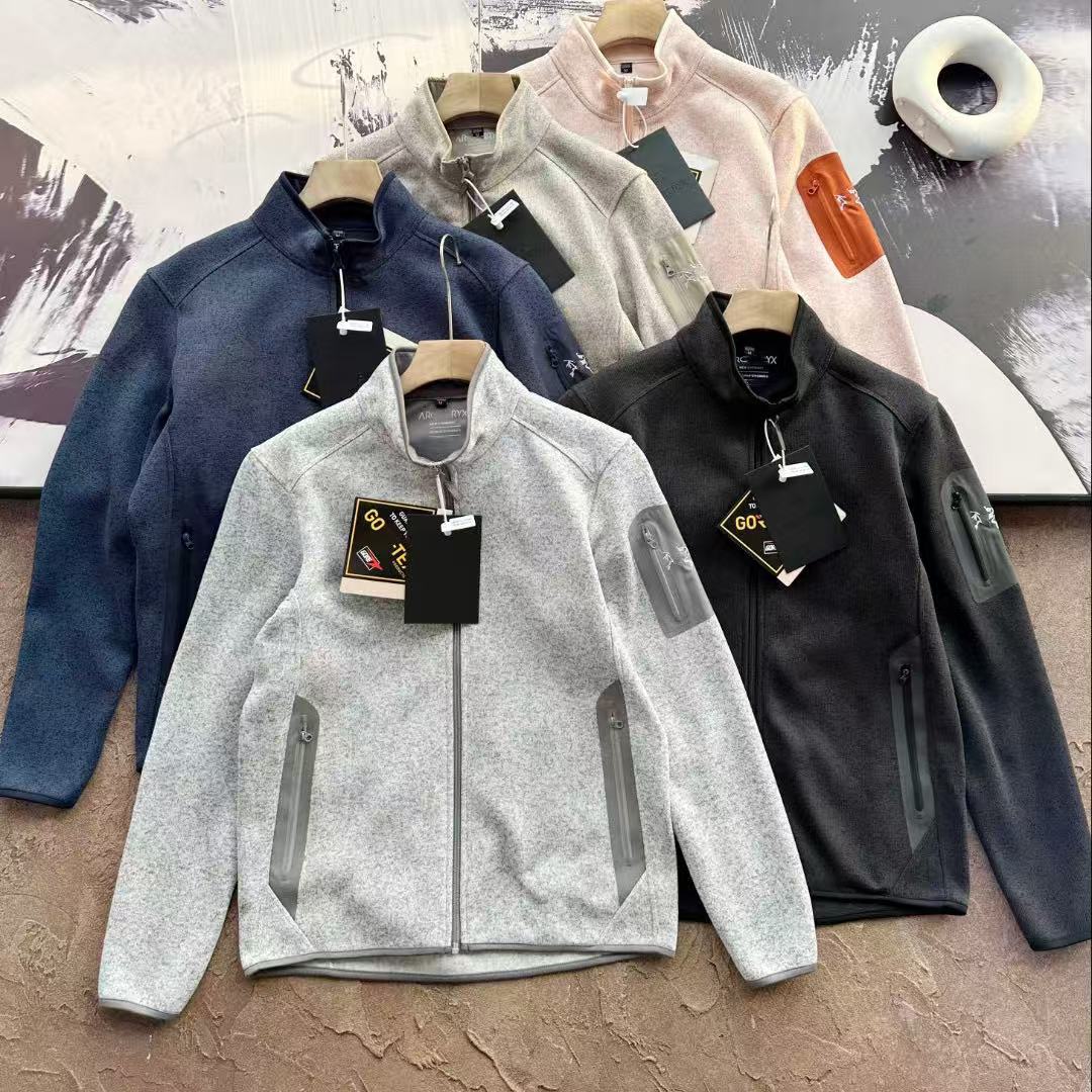 Designer Mens Jackets COVERT CARDIGAN Lightweight Fleece Jacket Full Zip Tactical Jackets for Golf Work Dress Business Outdoor Hiking Coats with Pockets