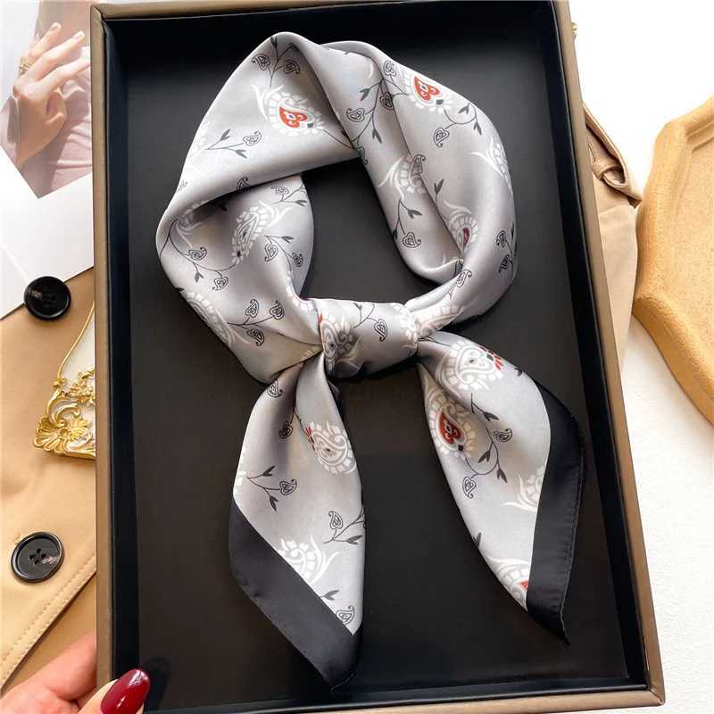 Luxury brand floral printed square scarf Wens imitation silk scarf casual edition decorative small neck scarf 70CMx70CM X250319