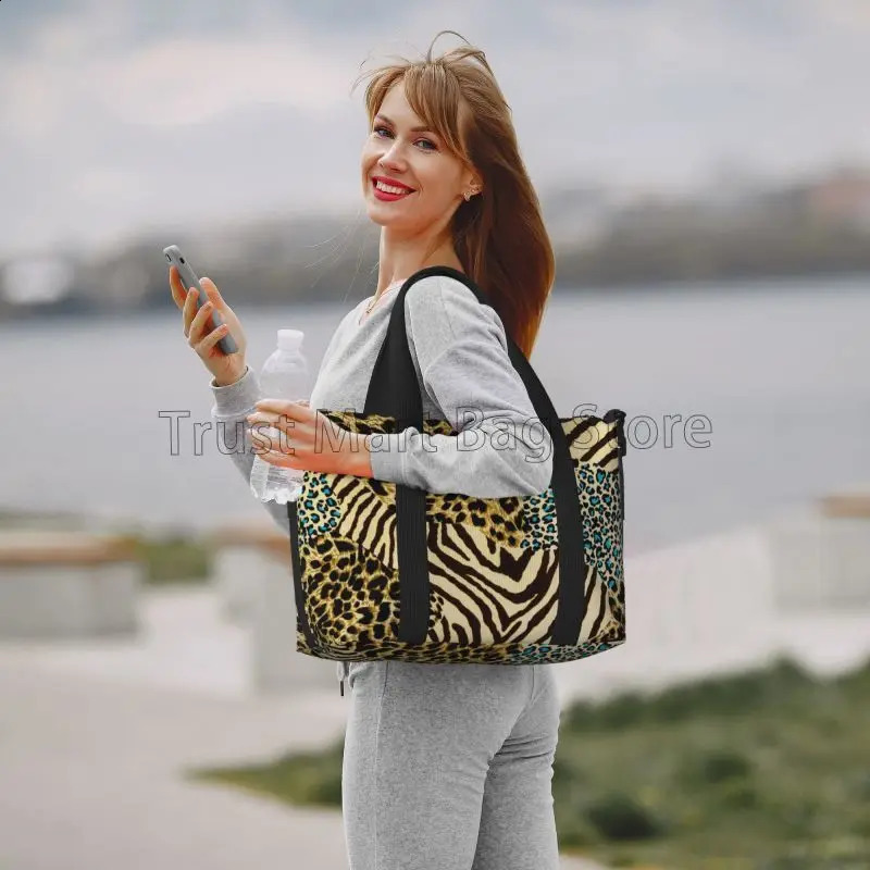 Cheetah Leopard Print Travel Backpack Waterproof Weekend Overnight Handbag Foldable Portable Sports Fitness Yoga Bag 250317