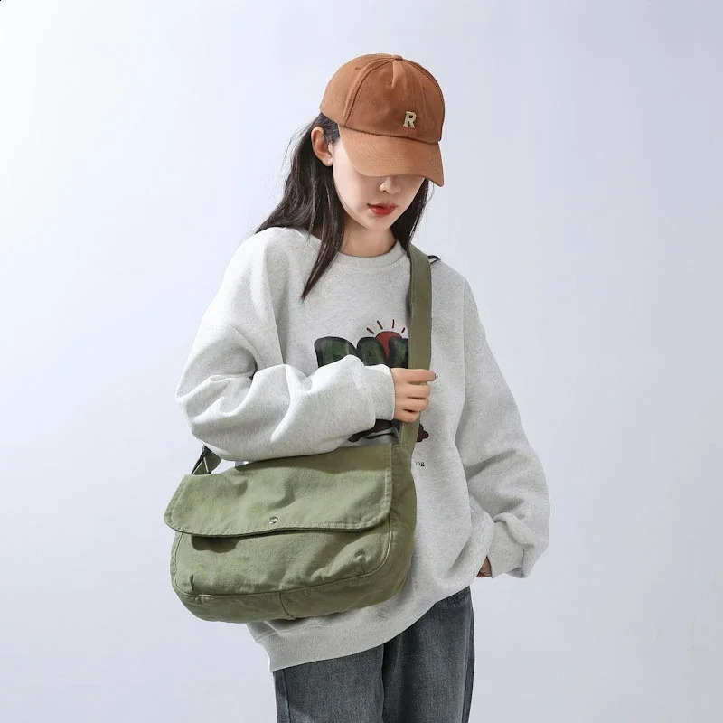 Leisure Messenger Womens Cross Body Bag Selling Retro Canvas Youth Handbag Solid Large Capacity Youth Shoulder Bag 250318