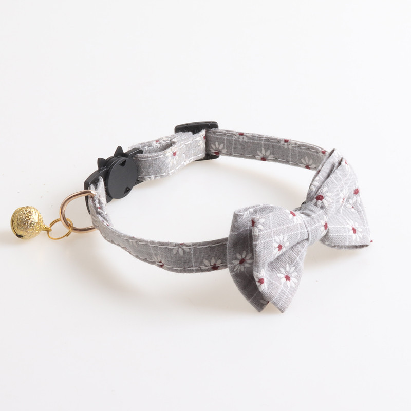 Little Daisy Cat Collar with Bow Bandana - 2 Pack Breakaway Kitten Collar with Removable Bowtie Bell Plaid Cat Bowtie Bandana Collars for Cats Kittens
