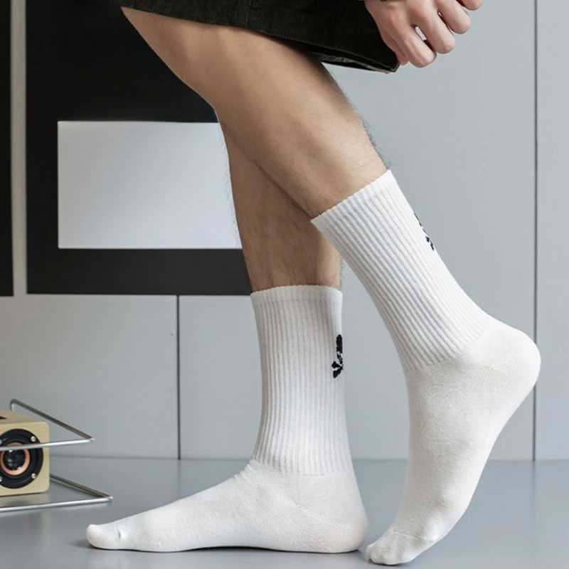 5 pairs of mens multi-color crew socks with skull patterns personalized novel fun moisturizing ideal gift for boyfriends X250319