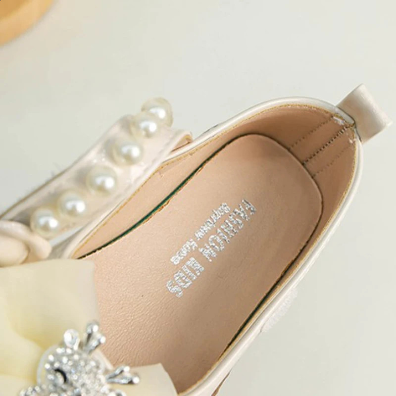 Girls Leather Shoes for School Party Wedding Princess Kids Black Loafers Nonslip Children Flats With Bowknot Pearls Beading 250319