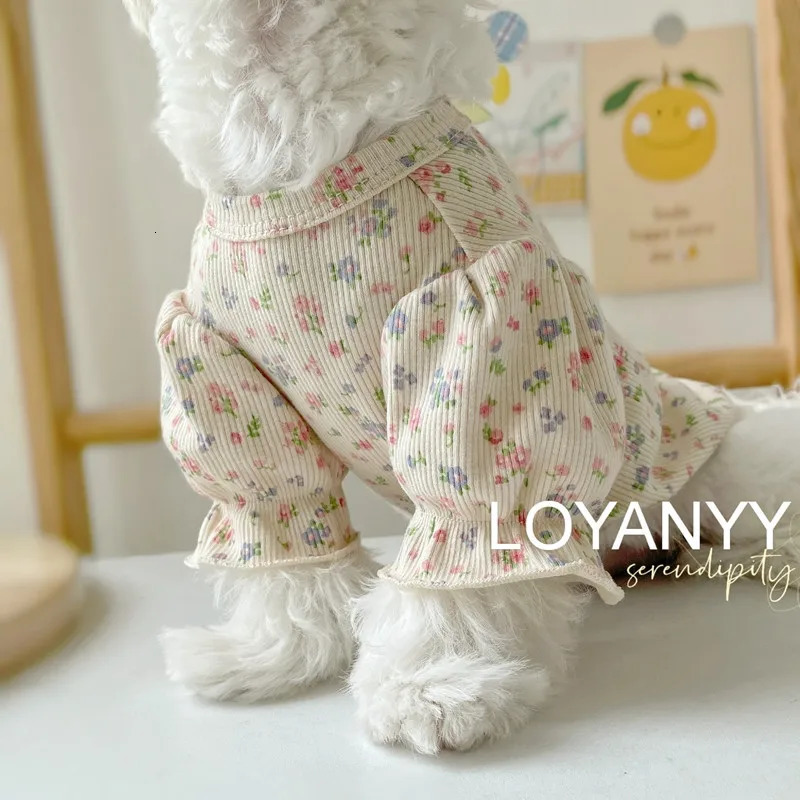 Puff sleeves floral prints spring and summer dog T-shirts cute little dogs wearing princess shirts in summer 250318