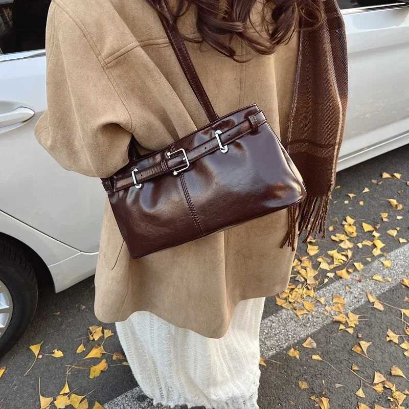 Vintage Handbag for Wen Large Capaci 2024 New Autumn/winter Underarm Cmuting Bag Korean Casual Single Shoder Tote Bag Z250318