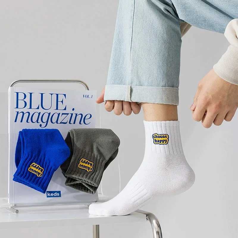 6/12 pairs of neutral letter socks fashionable printed sweatshirt absorbent breathable soft and comfortable suitable for couples casual socks X250319