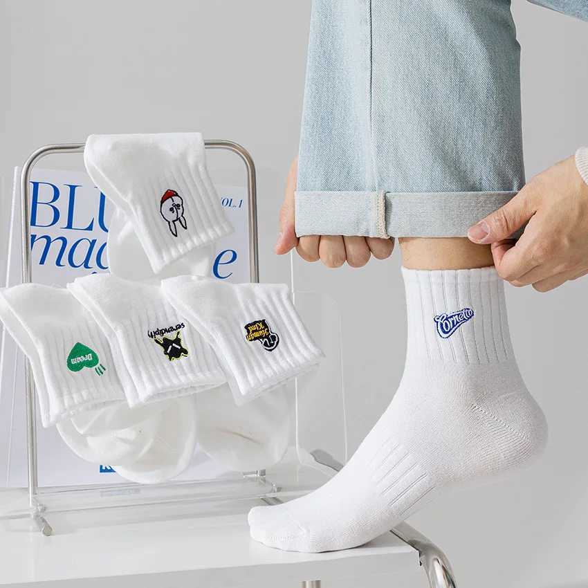 Socks 3 pairs womens embroidered ankle socks cartoon cotton sports socks mens fashion Japanese style X250319