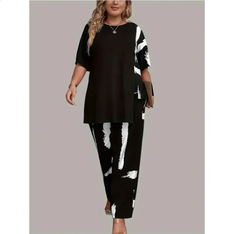 Plus Size Womens Brush Print Elegance Short Sleeve Round Neck Split Top Matching Pants 2 Piece Outfit Set 250318