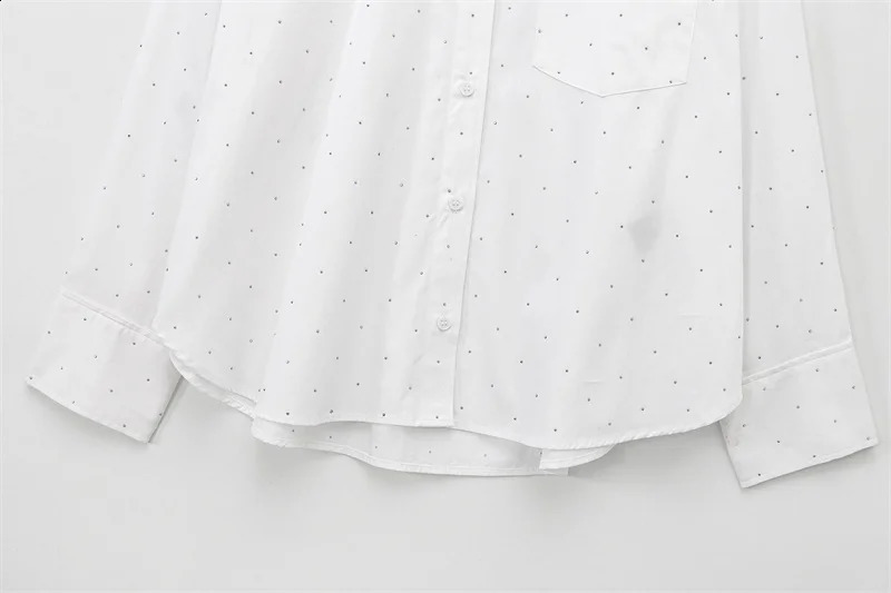 Minimalist loose long sleeved shirt rhinestone decoration large pocket boyfriend style womens top 250318
