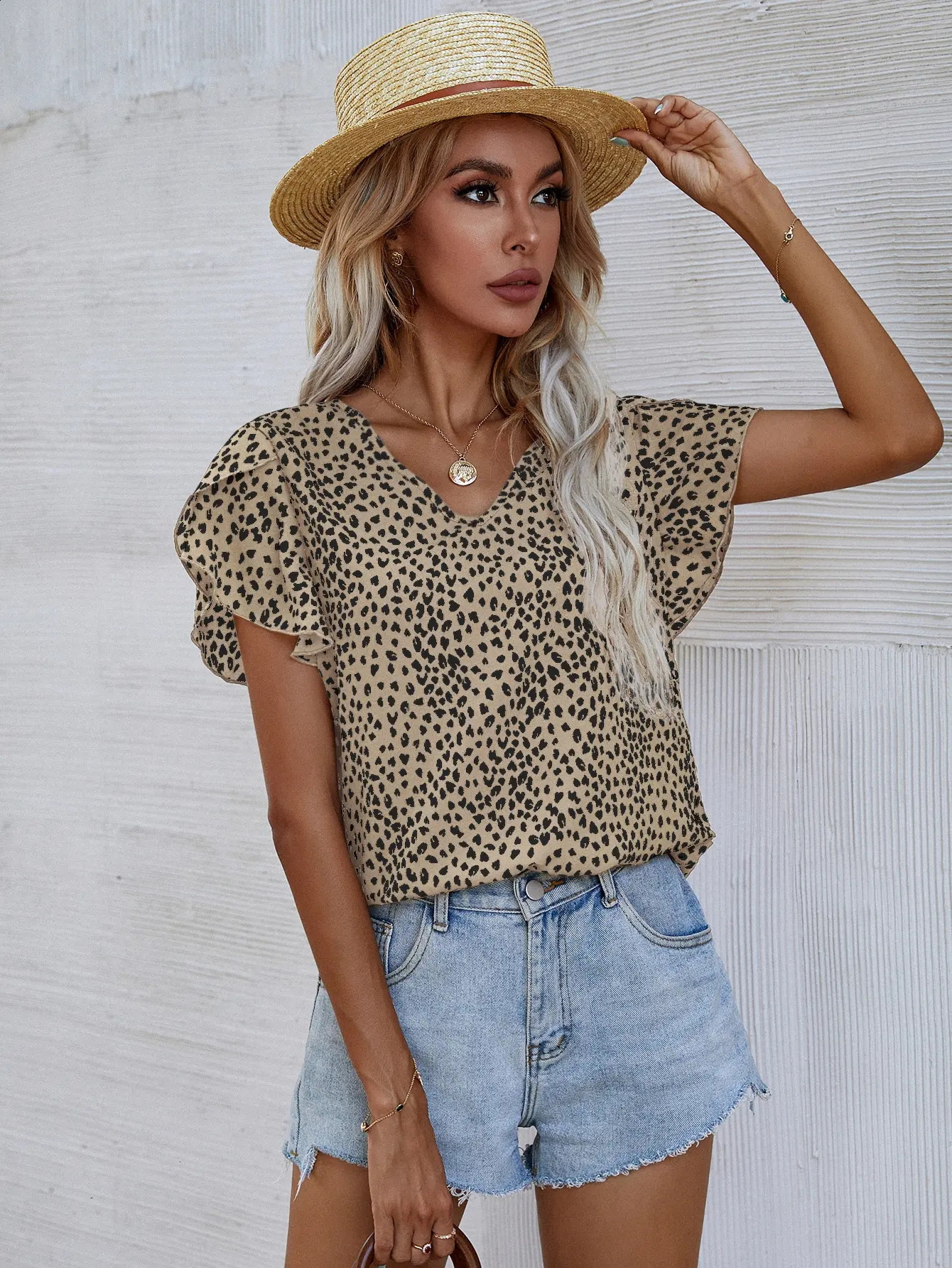 Stylish and elegant womens shirt small Vneck short sleeve petal pleated lace full body print woven casual 250319