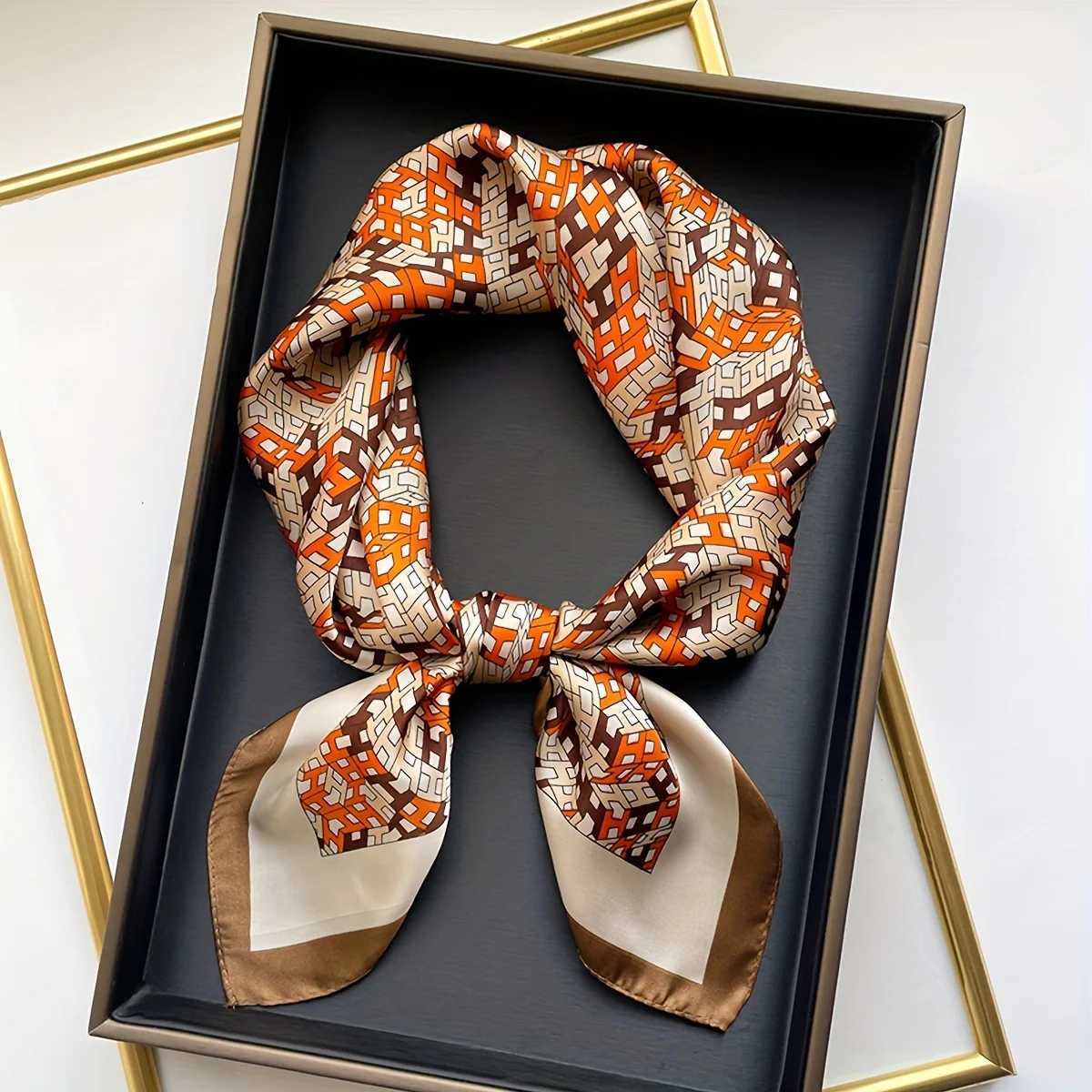 27.56 Paisley Print Small Square Scarf Simated Silk Thin Neck Scarf Mature Style Sunscreen Scarf For Wen X250319