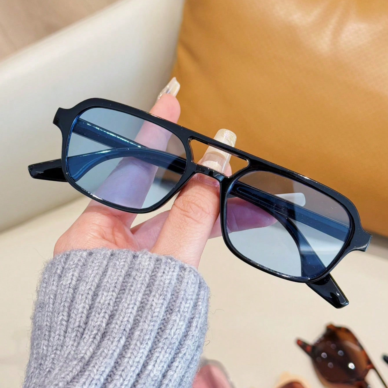 Polarized Sunglasses for Men and Women Matte Finish Sun glasses Color Mirror Lens UV Blocking New Flat Pilot Shaped Double Beam Men's Driving Gla