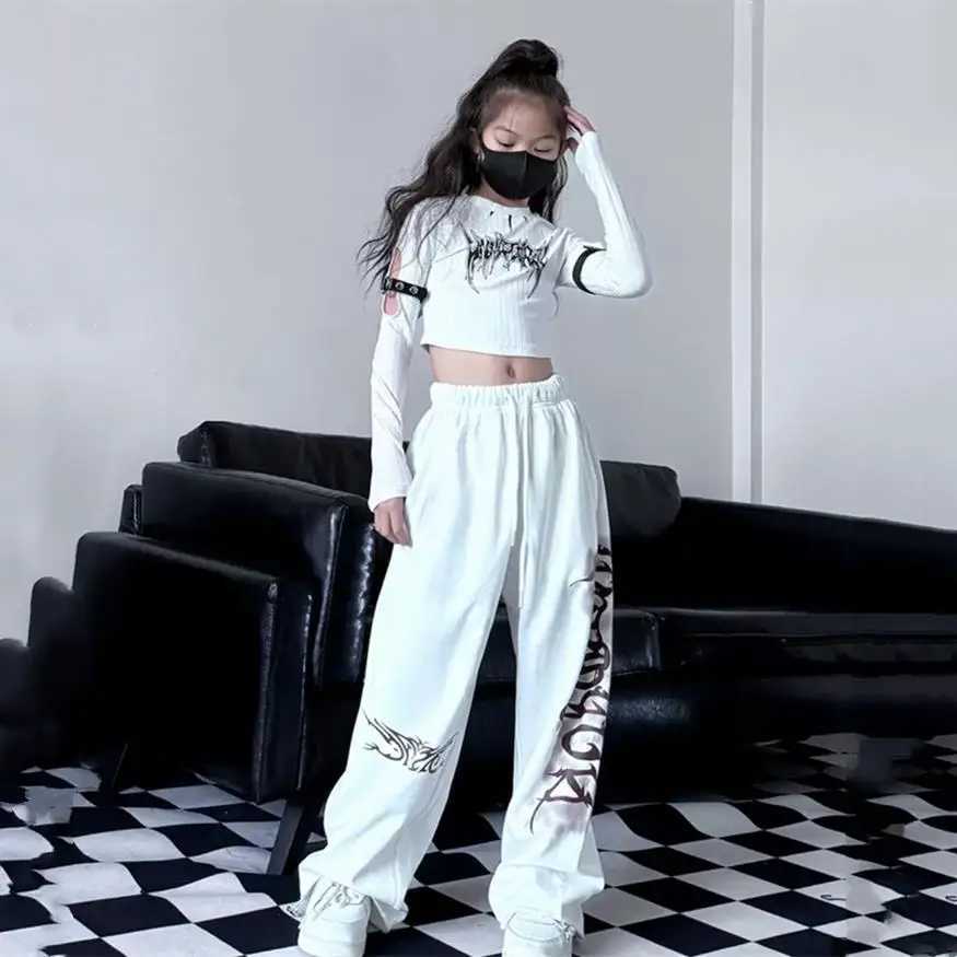 Hip hop 2025 summer spring youth track and field clothing for girls 1 crop top letter T-shirt or 1 long leg wide pants for children aged 8 10 and 12T2