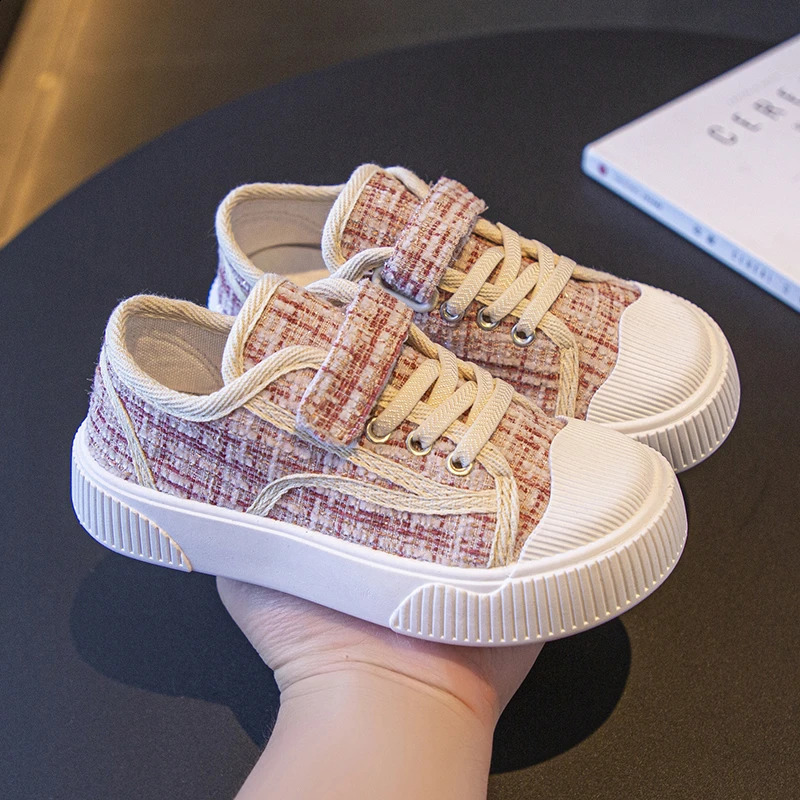 Arrival Children Mesh Board Shoes for Girls Sneakers Kids Soft Bottom Breathable Casual Shoes Toddler Boys Flat Skate Shoes 250319