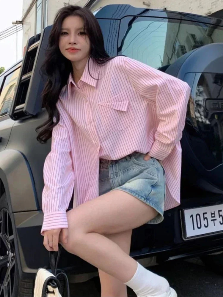 Korean fashion womens loose long sleeved shirt with pockets for casual spring blue striped 250318