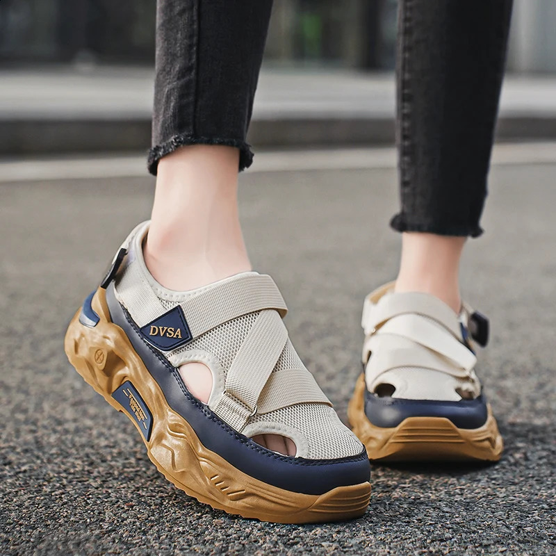 Thick Bottom Baotou Sandals for Mens Summer Outdoor Hollow Out Breathable Mesh Increase Anti Slip Casual Beach Shoes 250317