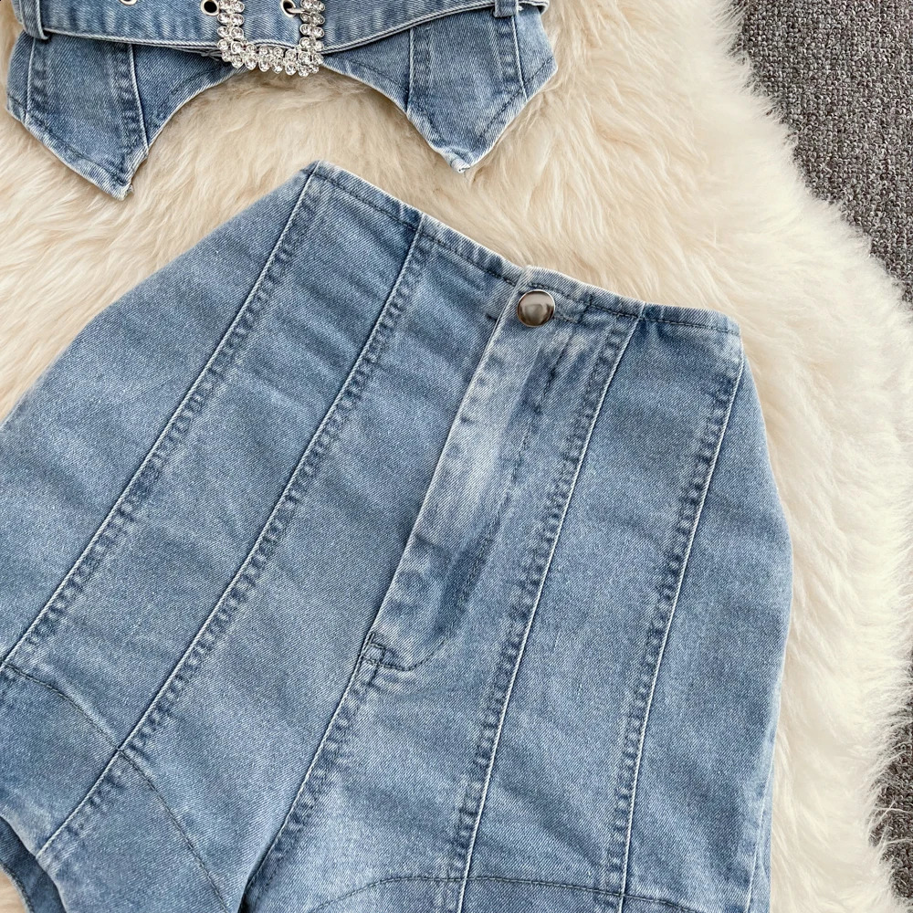 CM.YAYA Women Set Denim Strapless Belt Top Mini shorts Sets Street Casual Two 2 Piece Set Sexy Party Outfit Summer 250319