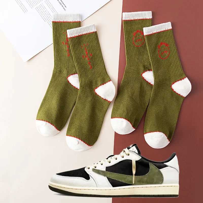 3 pairs of mens gift box military green cotton socks sports and leisure womens letters hip-hop street skateboard socks X250319