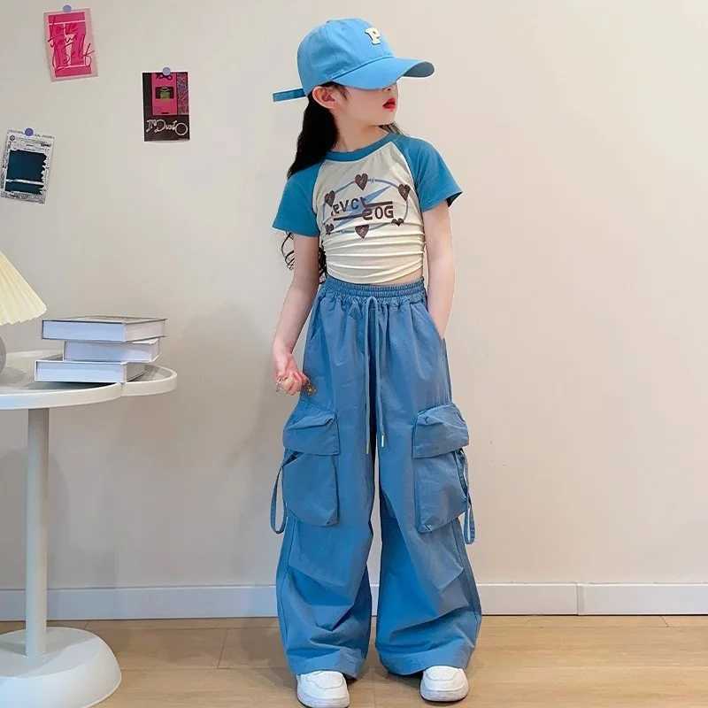 Girls cargo pants for spring childrens straight wide leg pocket pants for summer teenagers fashionable and loose Trousers for ages 5-14T250318
