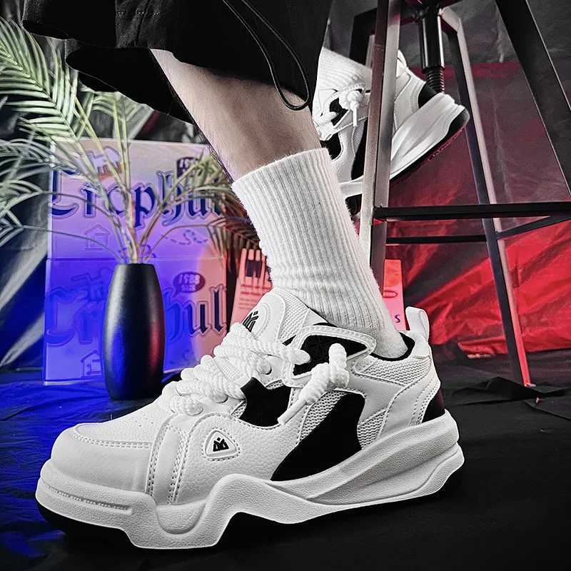 mens sports shoes high-quality and thick available for sale in height adding leisure board shoes for youth and student running shoes Z250319