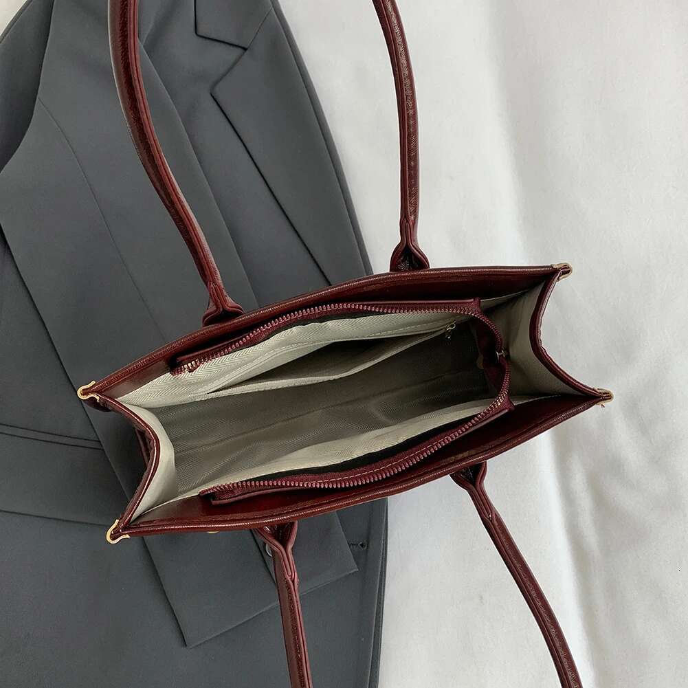 Designer Women PU Leather Shoulder Trendy Red Tote Bags Clutch Handbag For Work Commuter Bag
