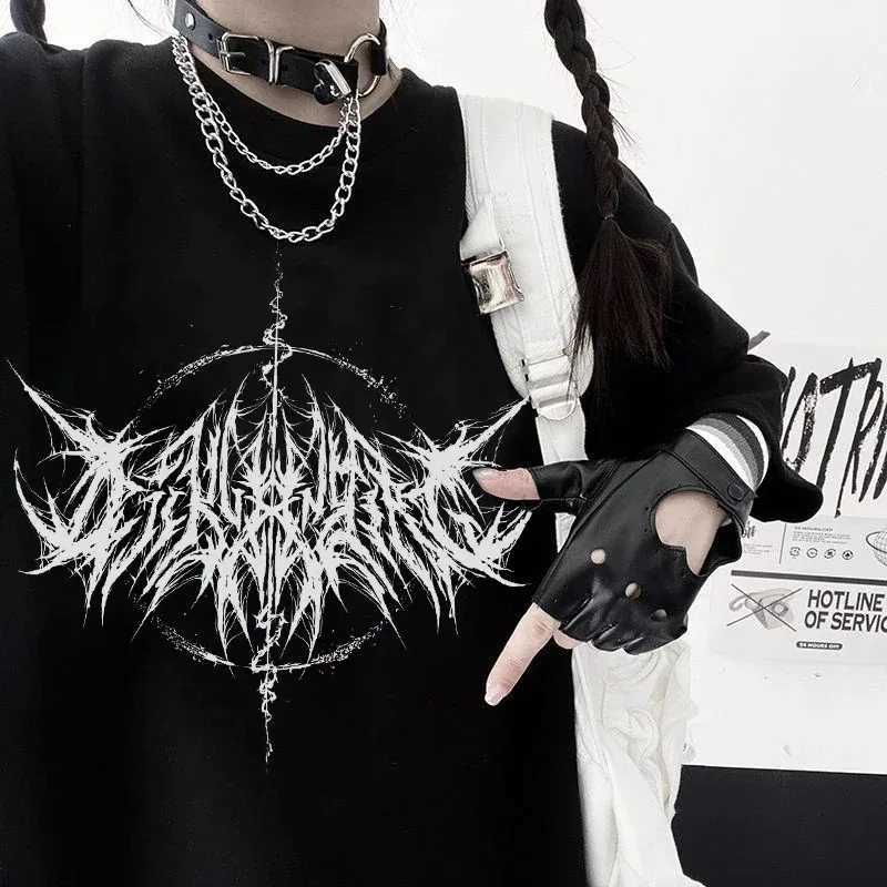 Mens and womens T-shirt 90s retro hip-hop streetwear Kawaii fashion casual top mens T-shirt lightning letter printing Y2K gothic punkT250318