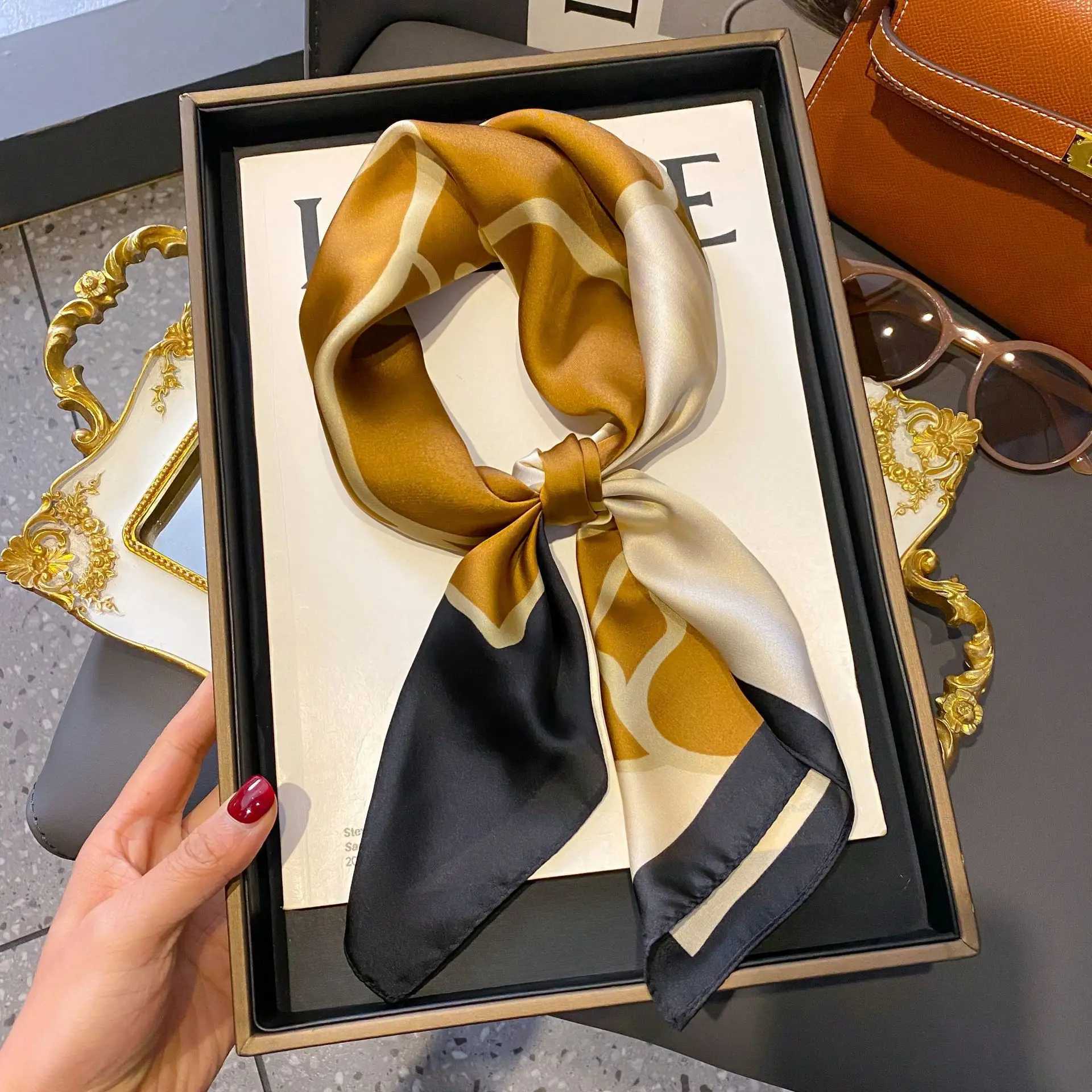 Fashion Stripes Satin Neckerchief Luxury Ladies Imitation Silk Square Scarf Breathable Bandana Wrap Wens Bandana X250319