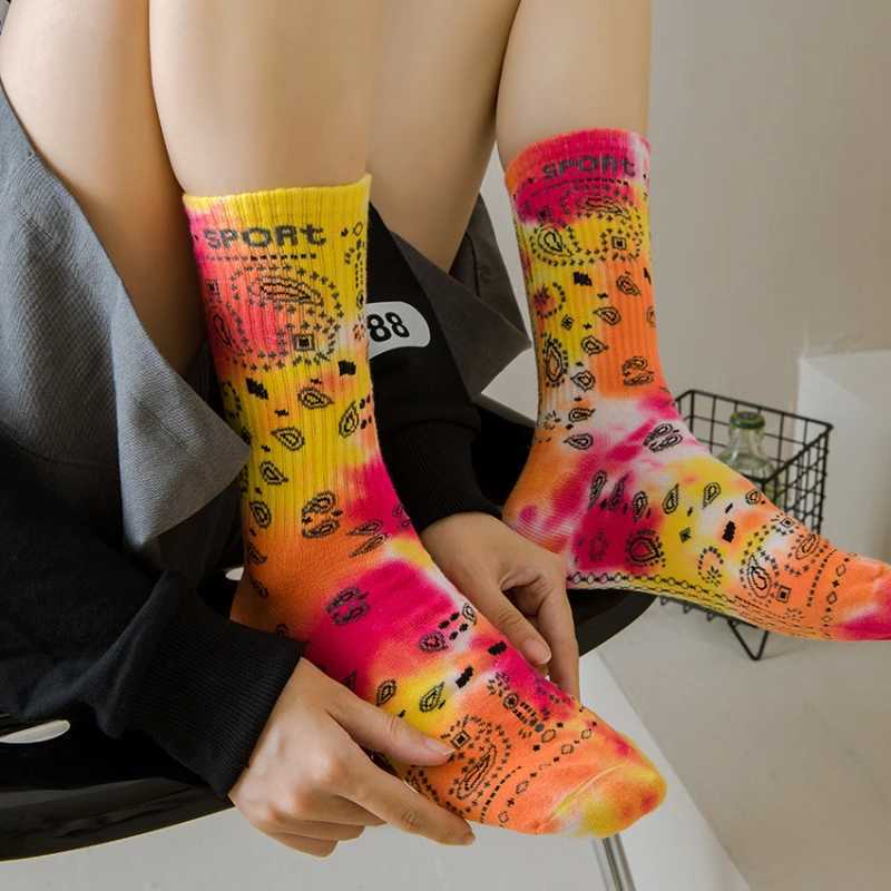 3 pairs of gift box tie dyed colored cotton socks with medium waistband and fruit flower sports socks X250319