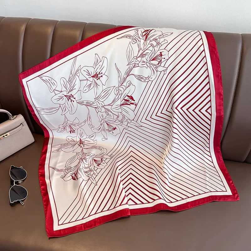 Stripe Floral Print Silk Square Scarf Wen Soft Satin Hairband Hands Foard Hijab Neckerchief bands Bandana X250319