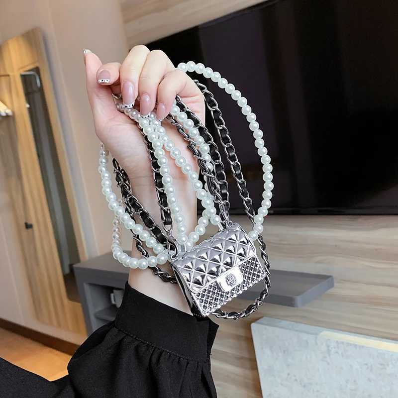 New Arrival Fashion metal shoulder bag for women high-quality cross shaped bag designer clothing accessories backpack cute mini diamond bag T250318