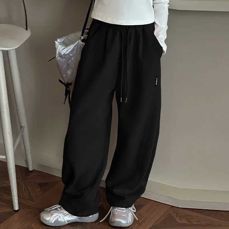 Childrens casual pants with loose fit straight leg bell shaped bottom new spring summer autumn style suitable for medium to large childrens intersecti