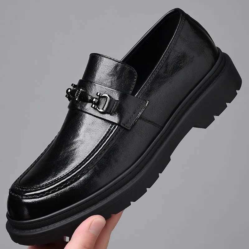 New Mens Business Casual Leather Shoes Soft soled Soft Leather Shoes Beanie Shoes Fashion Mens Shoes Fi Driving ShoesXJ250319