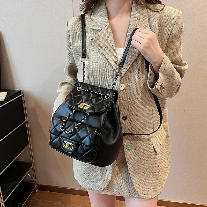 Lingge Chain Women's 2025 New Trendy Spring Fashion Versatile Rear Mini Backpack Fashion Shoulder Bags