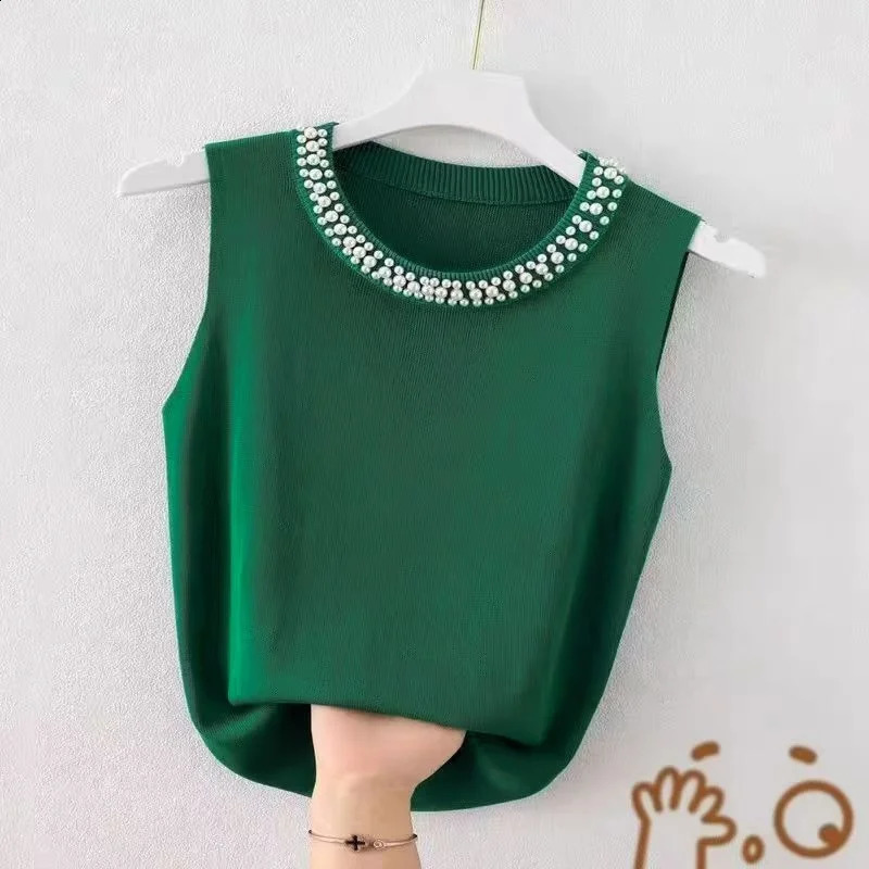 Korean elegant and chic office womens sleeveless Oneck bead knitted vest basic matching pearl 250319