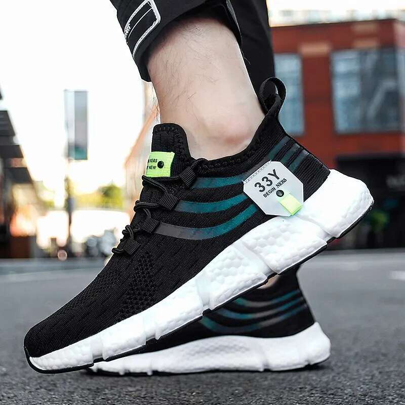 2025 New Men's Breathable Classic Running Shoes Men's Outdoor Lightweight and Comfortable Mesh Shoes Slide in Designer Fashion Walking Shoes