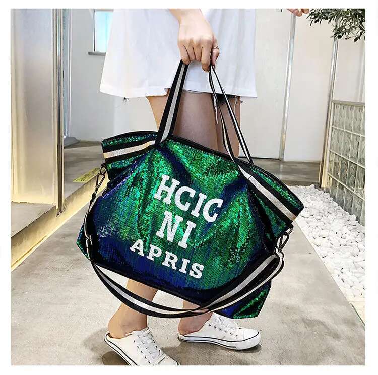 2025 New Women's Large Capacity Glitter Handbag Fashion Yoga Sports Designer Multi functional Travel European and American Popular Leisure Bag