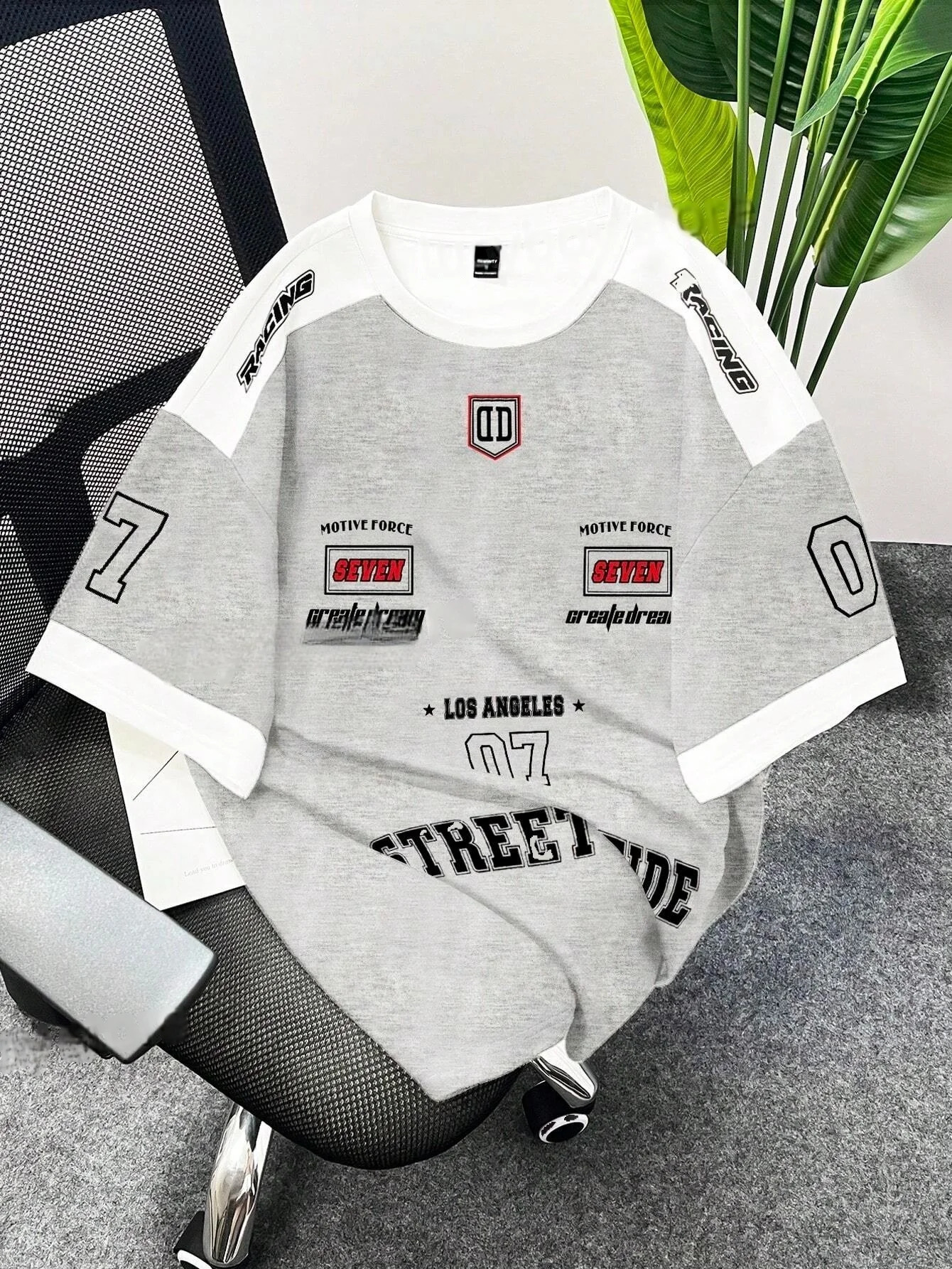 Short sleeved street sports style mens round neck Tshirt quick drying comfortable and breathable 250318
